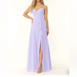 AZAZIE NAEEM
Formal / Bridesmaid Dress Purple Lilac